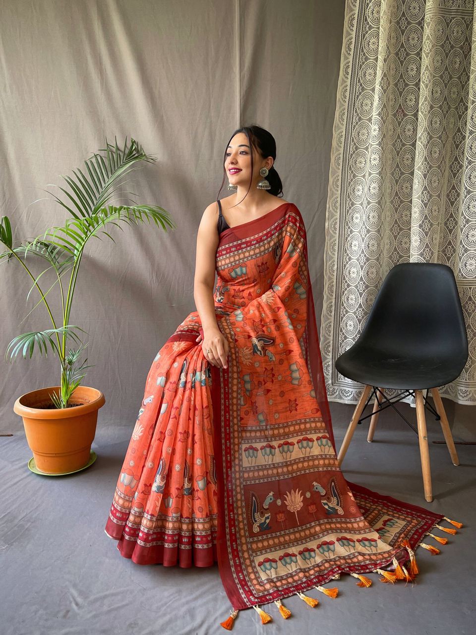Women's Artistic Terracotta Orange Linen Saree with Kalamkari Inspired Print & Tassel Detailing – Perfect for Casual Festivities & Cultural Events - Image 3